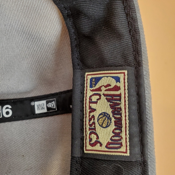 Chicago Bulls Windy City New-Era Classic SnapBack 9Fifty Cap - Picture 13 of 16